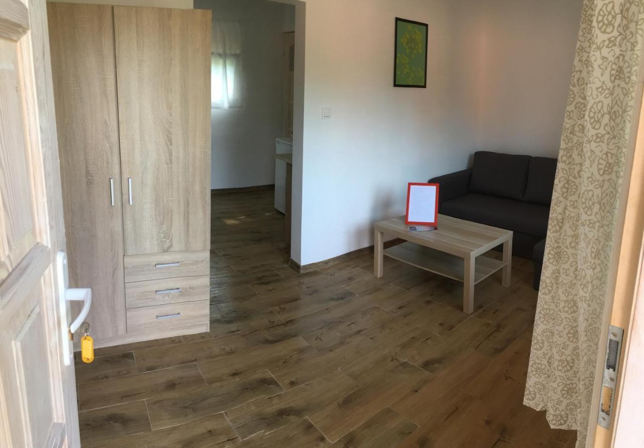Osrodek Wypoczynkowy Flora Hotel Firlej Eksteriør billede